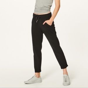 Lululemon On the Fly 7/8 Pant